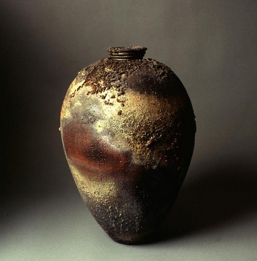 Fotograf: Erik Balle Poulsen
Værk  titel: Fossil krukke 
Størrelse: højde 42 cm. 