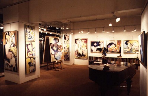 Fotograf: Eget foto
Værk  titel: View over Gallerie Knud Grothe november 1994 
&Oslash;vrigt: På staffeli: Dame fra Madrid (Olie på lærred - 140x134 cm) 
