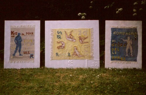 Fotograf: Eget foto
Værk  titel: Triptychon I 
Værk  type: Ullagrafi 
Materiale: Garn 
Størrelse: 48 x 34,5 og 55 x 45 og 48 x 37 cm. 
Færdiggjort: 1990 