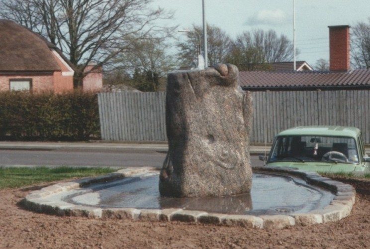 Poghoj-springvand1-1989.jpg