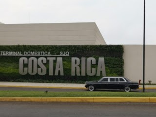 Terminal-Domestica-SJO.-COSTA-RICA-MERCEDES-300D-LIMOUSINE-AIRPORT-SERVICE.jpg